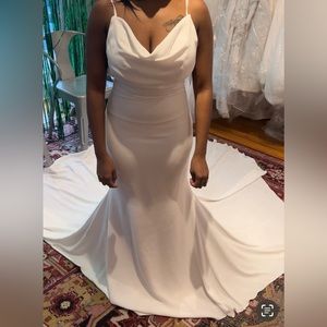 Elegant, Pronovias designer wedding dress, size 4!